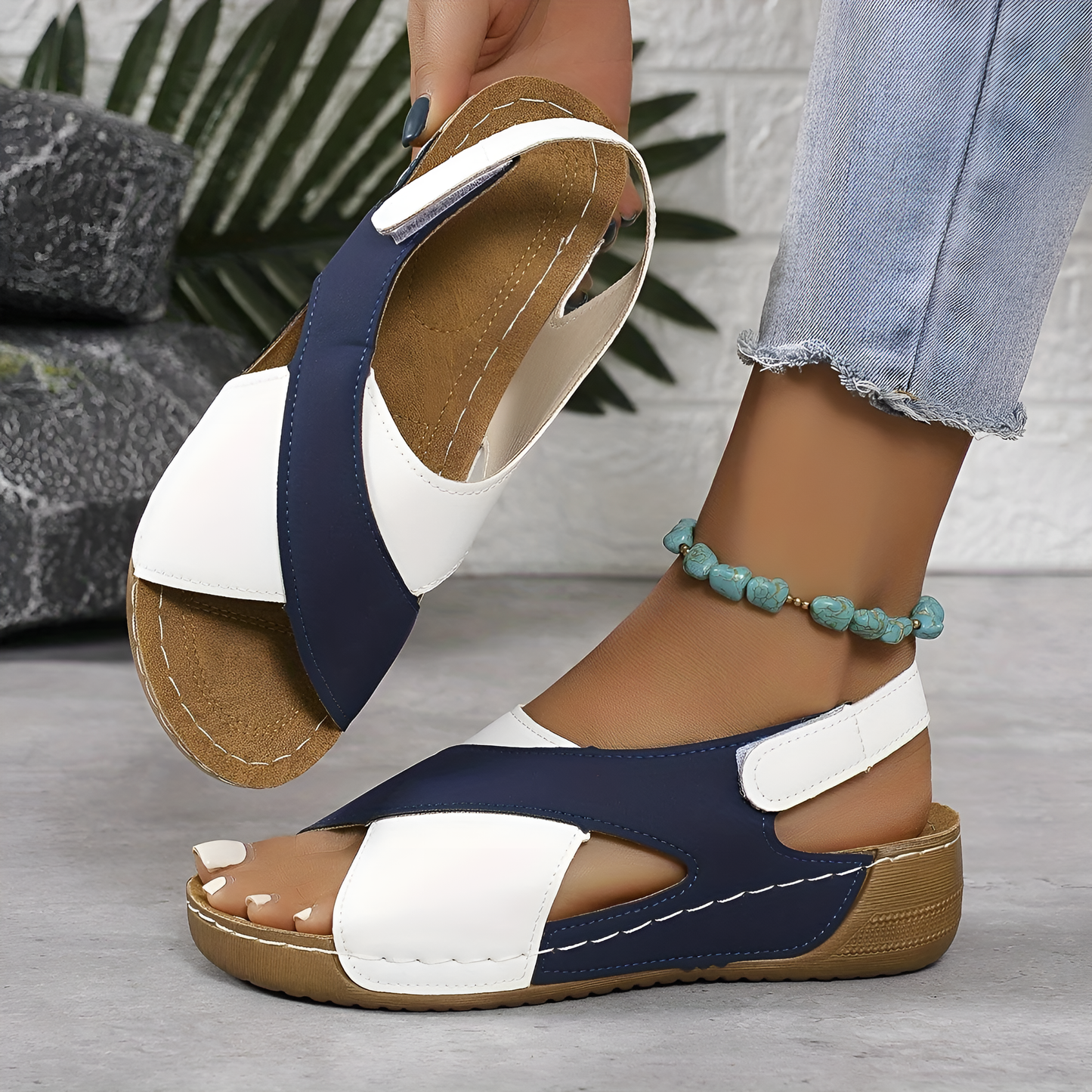 Lina - Ultra Comfortable Orthopedic Sandal